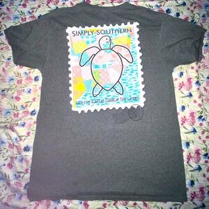 Size Medium shirt from simply southern